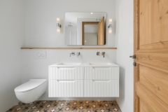 Eixample-Barcelona-Authentic-Apartment-Luxe-Interior-Design17